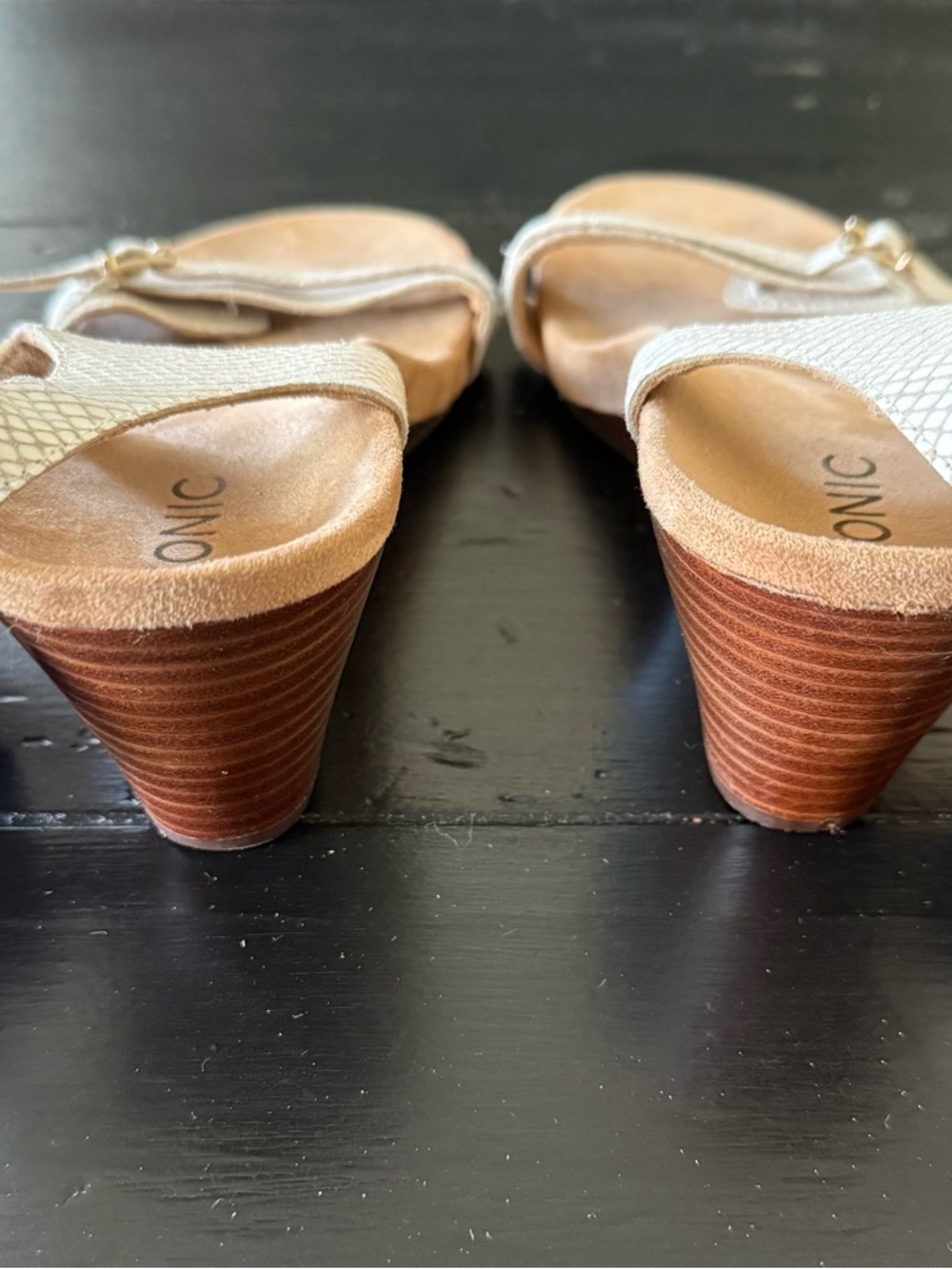 Vionic Noble Laurie White Snake Print Leather Low Wedge Sandals - Picture 8 of 9